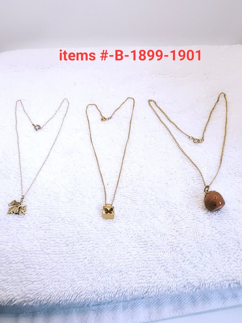3 Gold Chain Necklaces w/s Pendants, items # B- 1899-1901,.  wt. 14 grams.